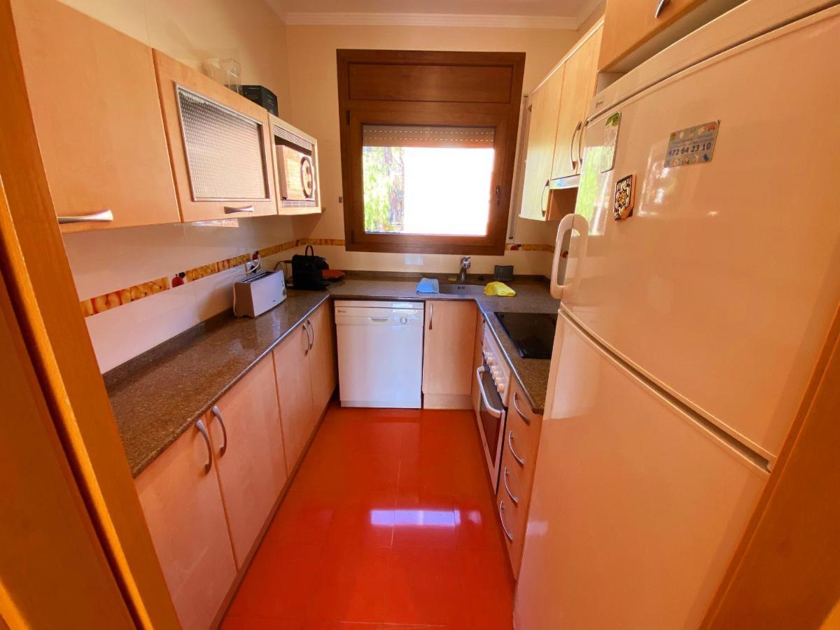 Apartament Gran Amb Parquing A 5 Min Del Centre กาเลญา เด ปาลาฟรูเจล ภายนอก รูปภาพ